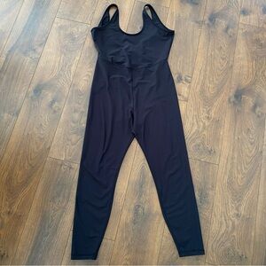 Old Navy PowerSoft Black Athletic Jumpsuit Women’s Size Large 26” Inseam